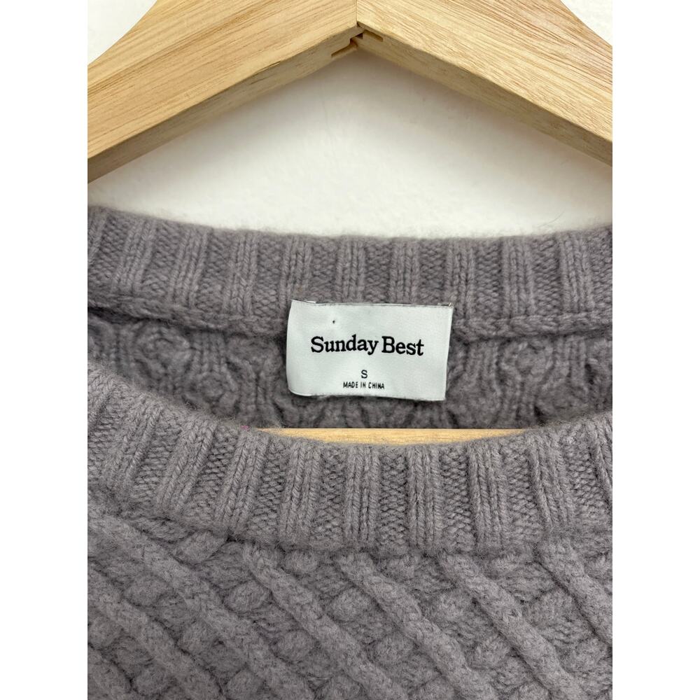 Aritzia Sunday Best Peggy Chunky Cable Knit Merino Wool Oversized Sweater Small - Picture 5 of 8